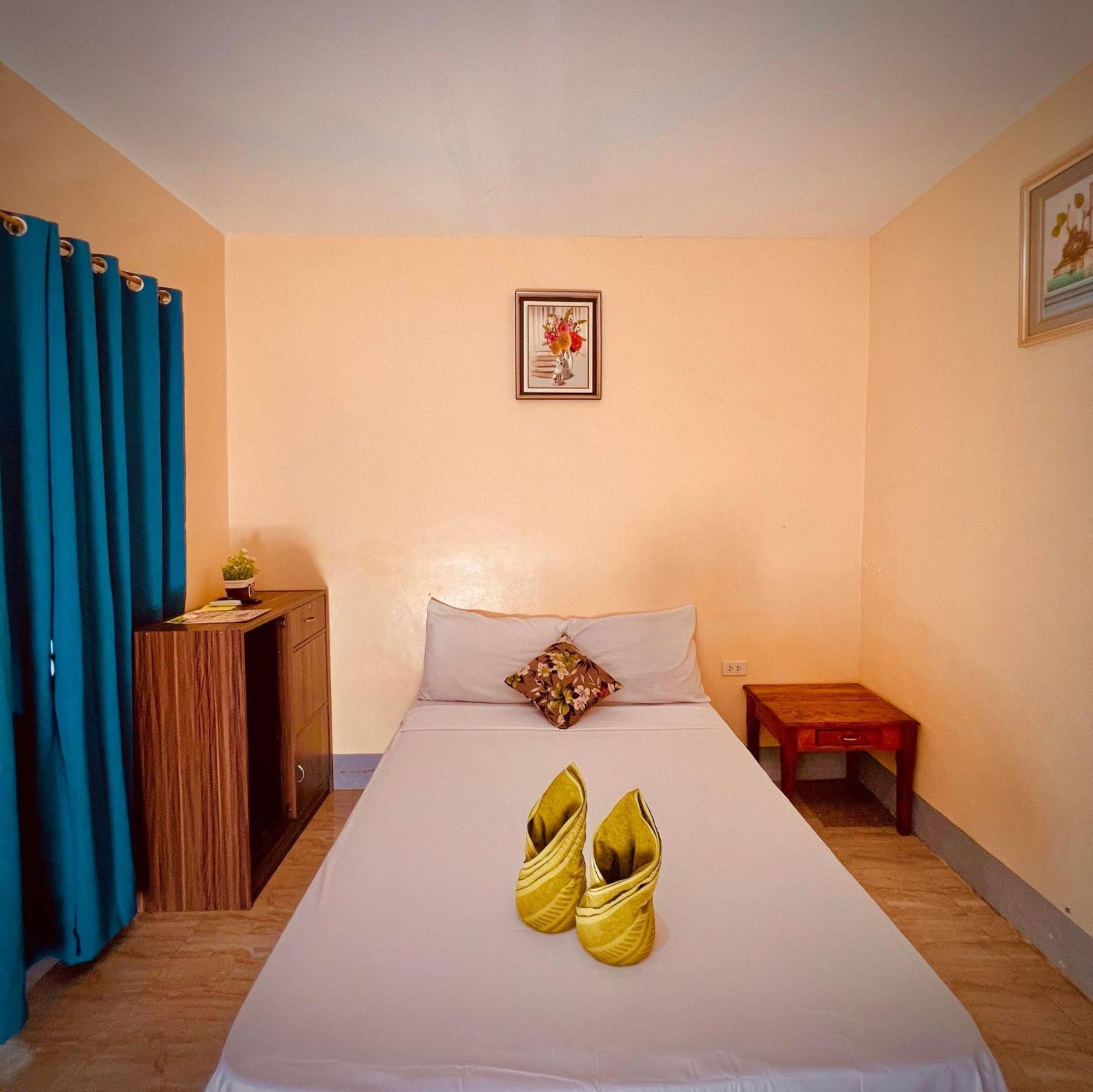 Indino Guesthouse Moalboal Exteriér fotografie
