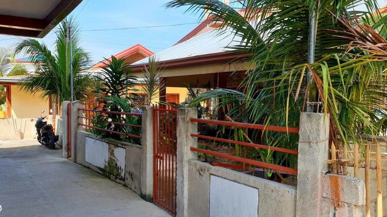 Indino Guesthouse Moalboal Exteriér fotografie